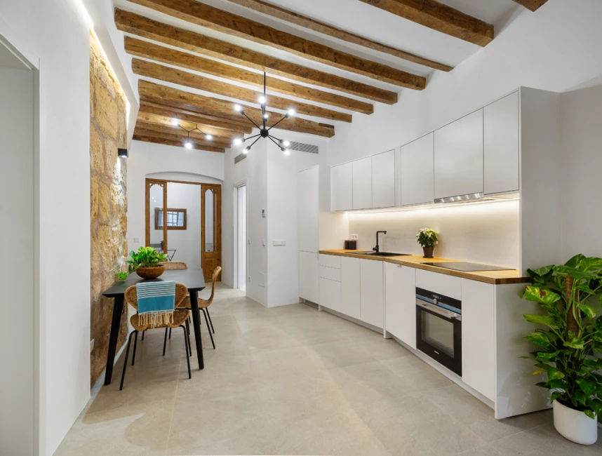 Modern pärla på bottenvåningen: En blandning av historia och komfort i Gamla stan i Palma de Mallorca-3