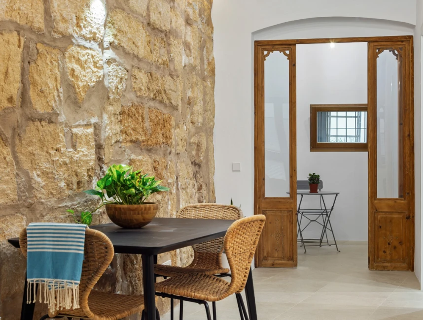 Modern pärla på bottenvåningen: En blandning av historia och komfort i Gamla stan i Palma de Mallorca-2