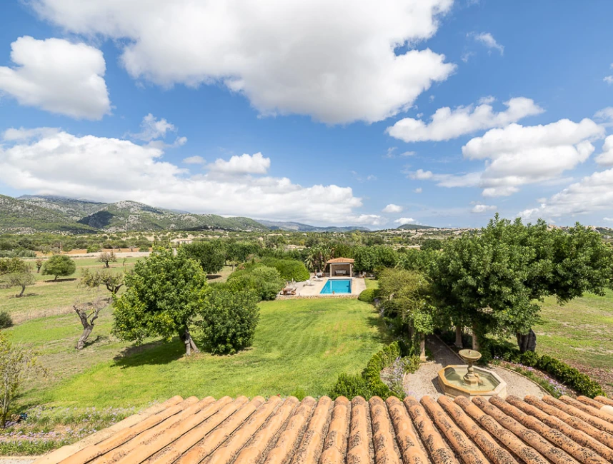 Authentiek Mallorcaanse landhuis met prachtig uitzicht-19