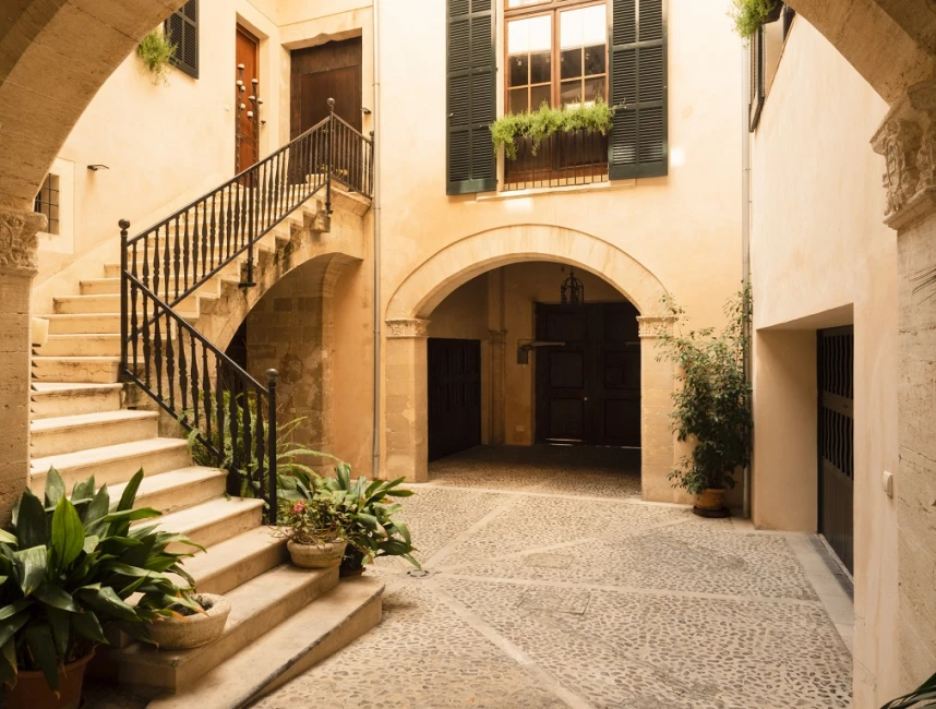 Elegante adellijke verdieping in indrukwekkend stadspaleis - Palma de Mallorca, oude stad-14