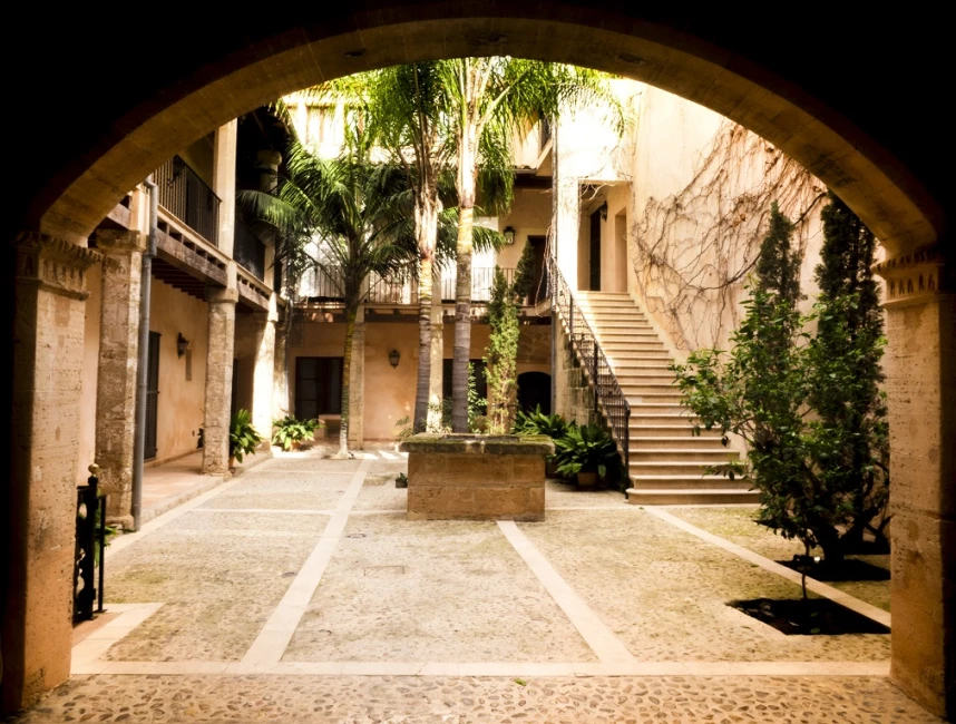 Élégant étage noble dans un impressionnant palais municipal - Palma de Mallorca, Vieille Ville-15