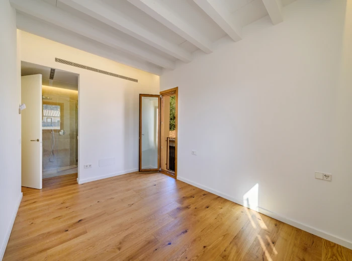 Fabulous brand-new townhouse with pool and garage in Pollensa-10