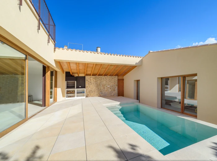Fabulous brand-new townhouse with pool and garage in Pollensa-2