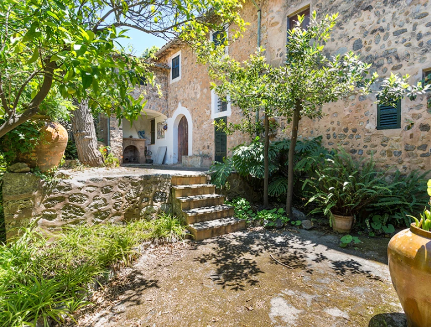 Traditional Deià-home with beautiful gardens-1