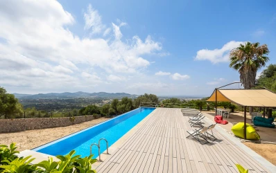Finca with panoramic views until the sea