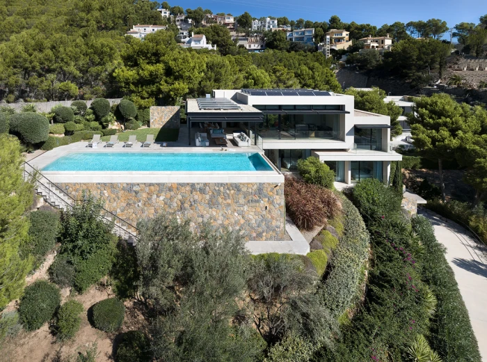 Exclusive modern Designer Villa with harbour views-26