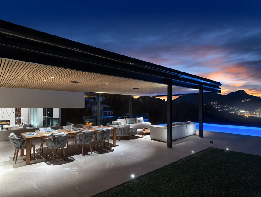 Exclusive modern Designer Villa with harbour views-13