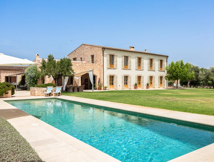 Mediterranean Luxury Country Estate in Santa Maria-2