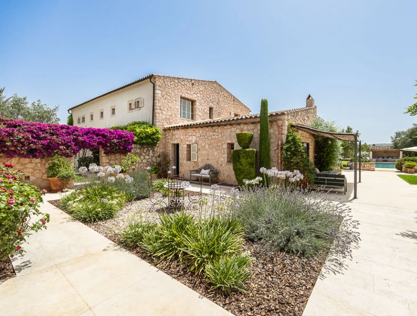 Mediterranean Luxury Country Estate in Santa Maria-3