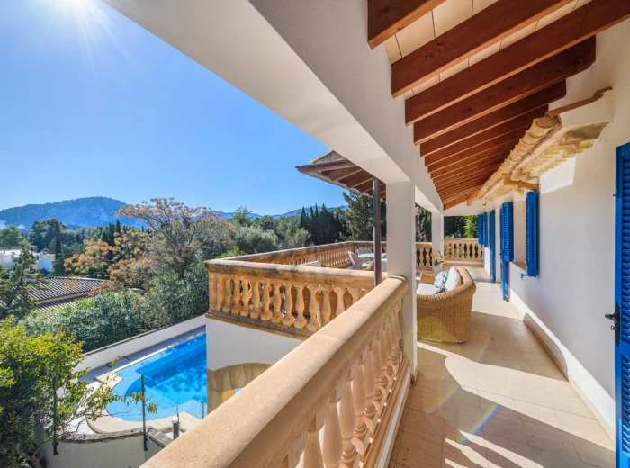Favolosa villa familiare con splendida vista in vendita a Pollensa-6