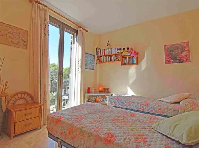 Well-kept apartment with terrace in Puig de Ros-9