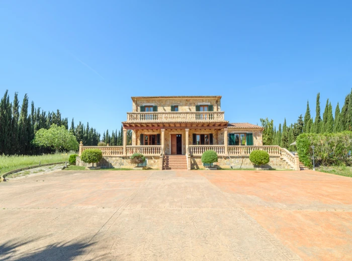 Fantastic finca with holiday rental licence-18