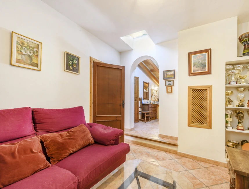 Charming townhouse in beautiful Pollensa-13