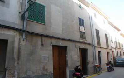 Town house with great possibilities, Pollensa