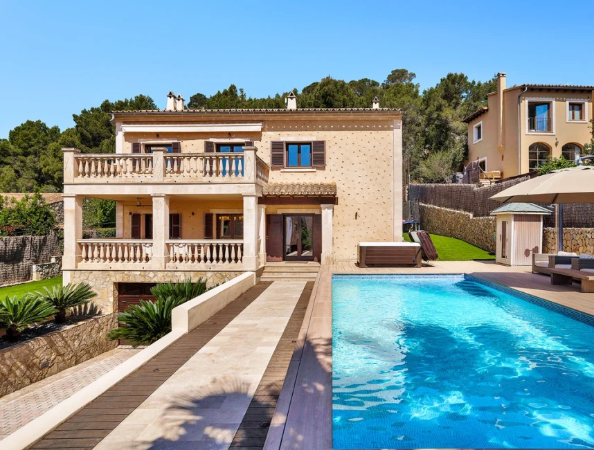 Mallorcan dream home in charming Calvià-12