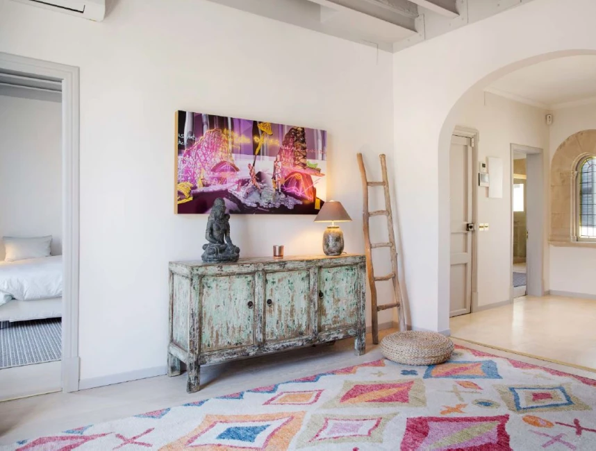 Historic building with three exceptional apartments in Palma-14