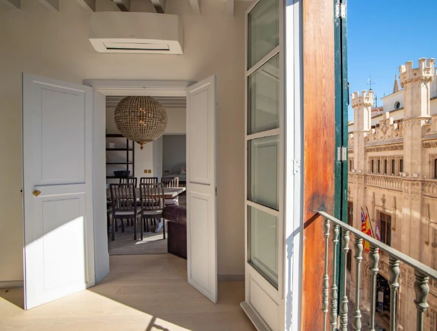 Historic building with three exceptional apartments in Palma-8