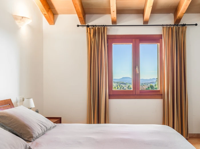 Villa met uitzicht over de bergen in Alaró-12