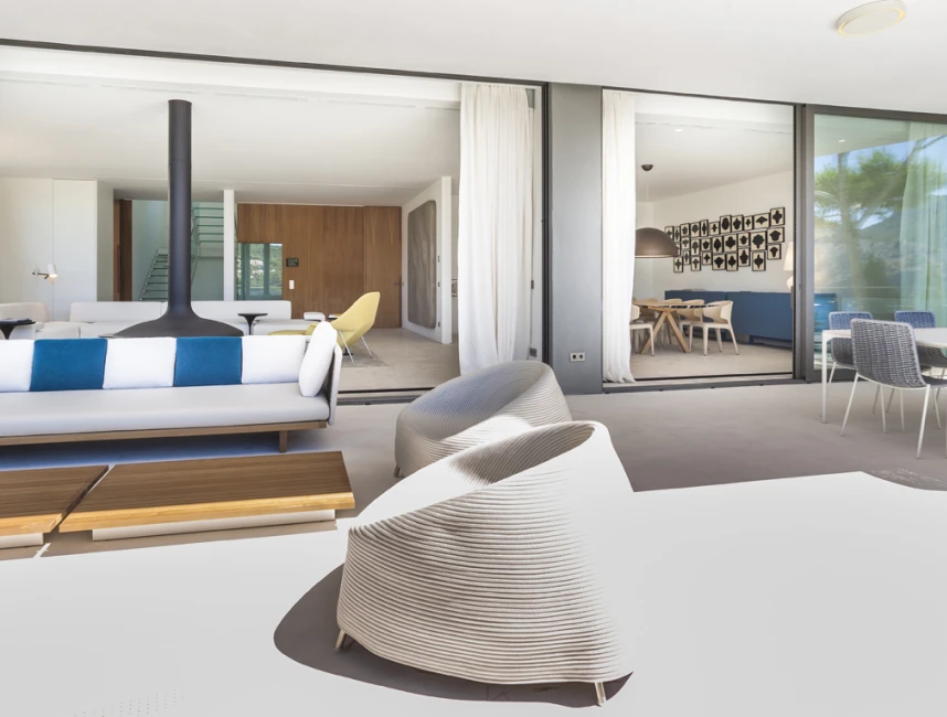 Nieuwe villa in minimalistische stijl met toegang tot de zee-19