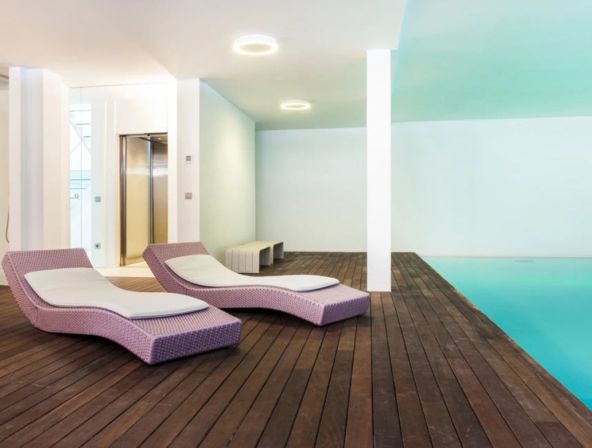 Villa im minimalistischen Stil mit Meerzugang-16