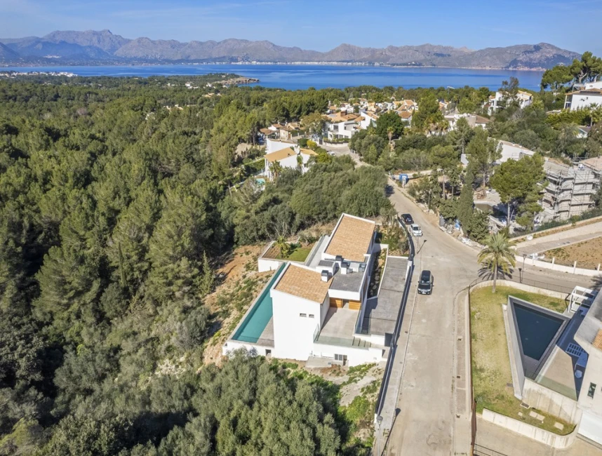 Stunning luxury villa close to the sea - new build in Bonaire, Mallorca-21