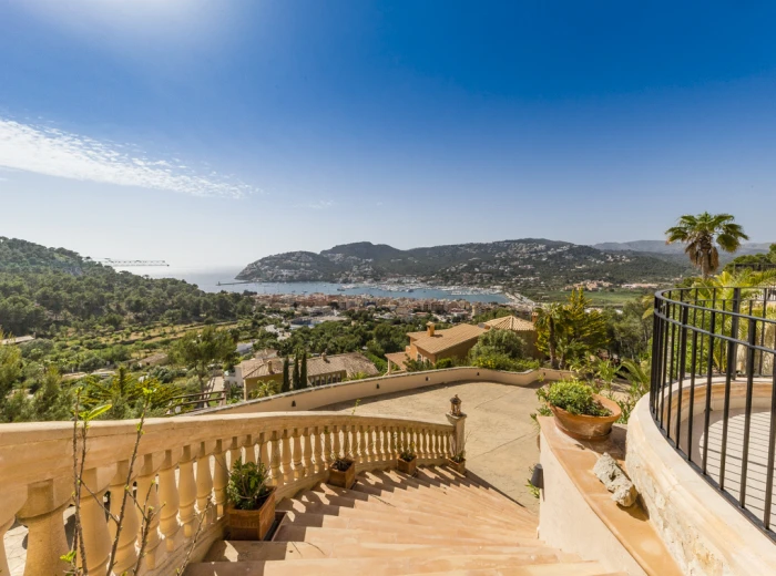 Villa met panoramisch uitzicht op zee-10