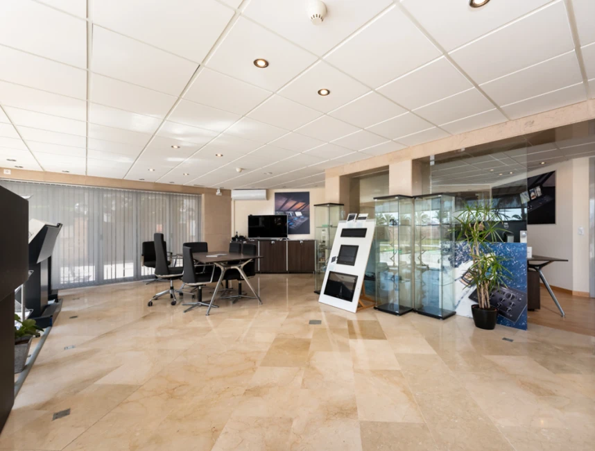 Office premises in Paseo Marítimo-3