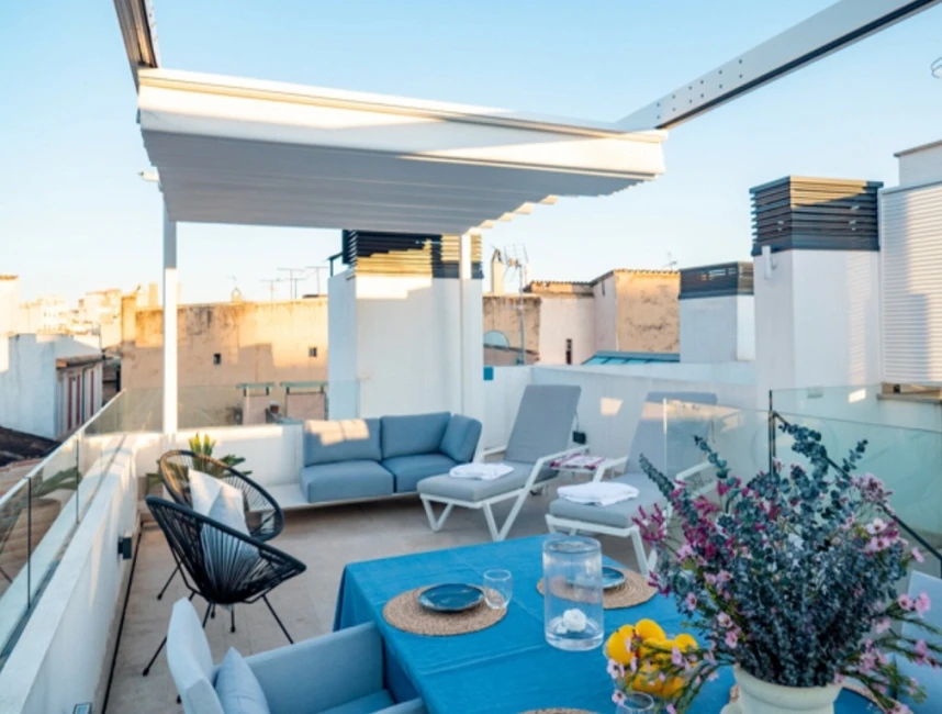 Exclusive penthouse with terrace in Palma-10