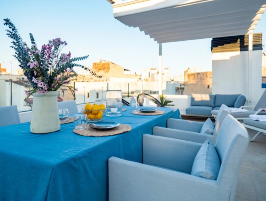 Exclusive penthouse with terrace in Palma-9