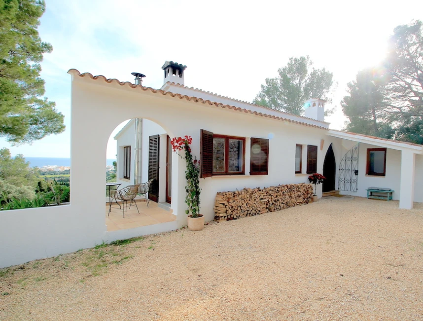 Villa style country home with great sea views near Son Servera-2