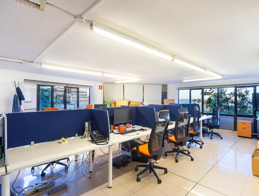 Large office space with breathtaking views of Palma's promenade-4