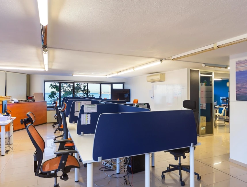 Large office space with breathtaking views of Palma's promenade-2