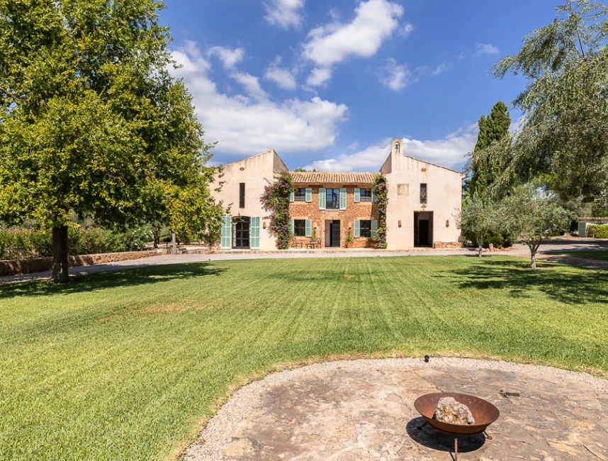 *RESERVED* Breathtaking country estate with guest house, pool and chapel-38