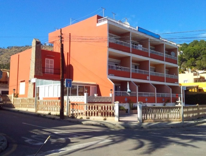 Apartment building to renovate in Paguera-6