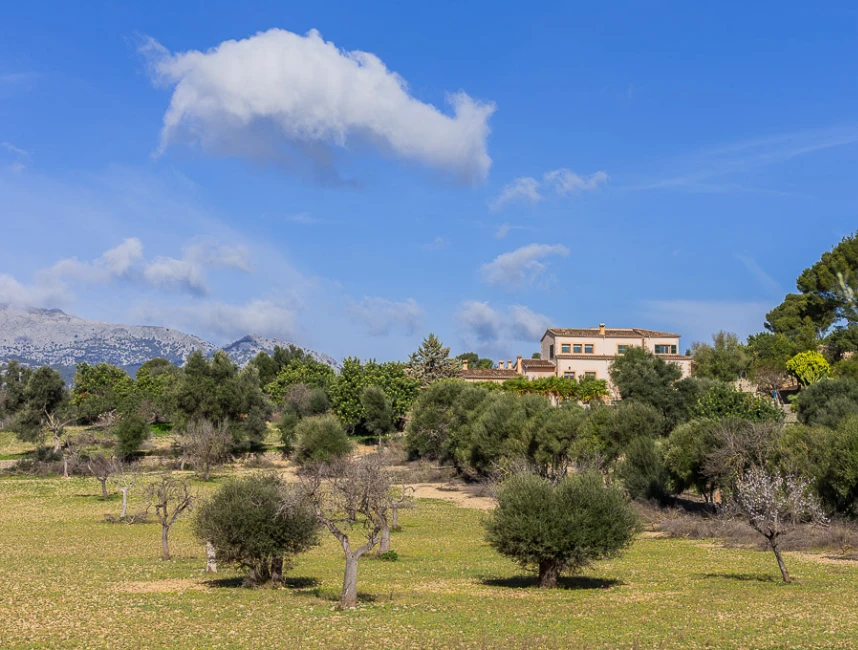 Mallorcaanse finca met panoramisch uitzicht-20