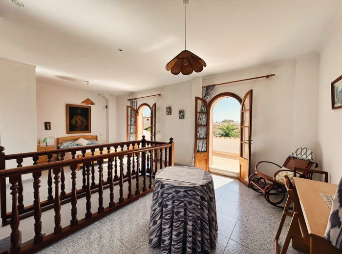 Fabulous and spacious house in Consell-6