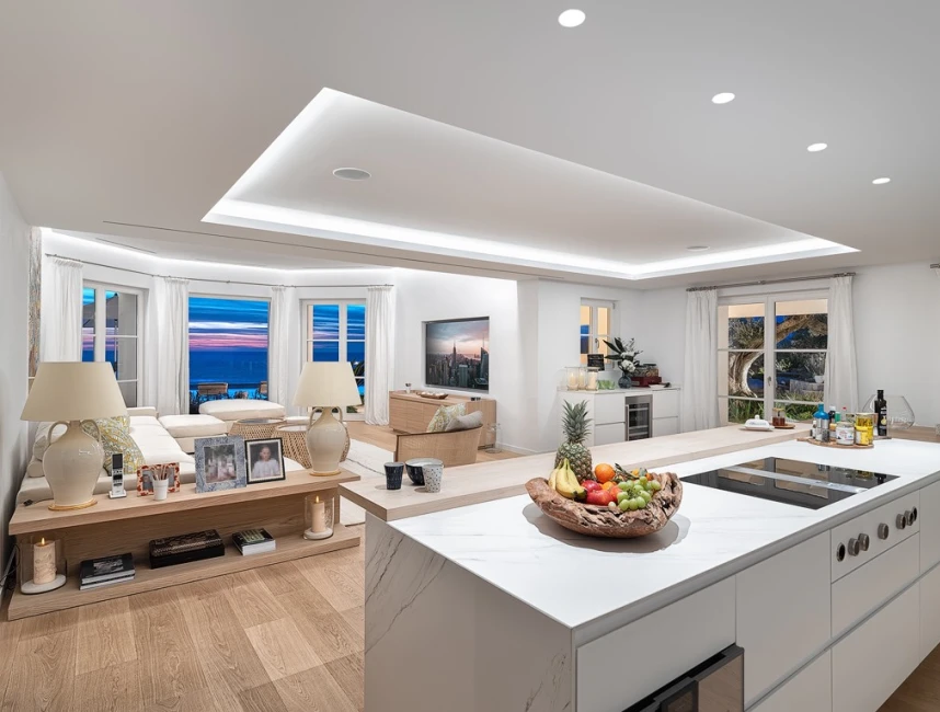 Groot luxe familiehuis met fantastisch uitzicht op zee-7