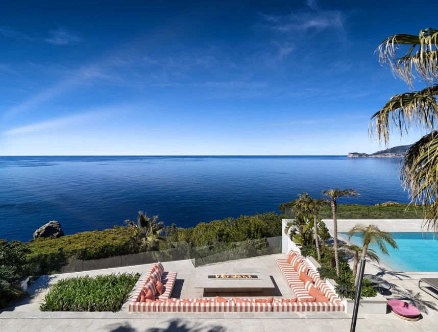Groot luxe familiehuis met fantastisch uitzicht op zee-16