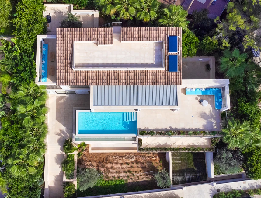 New villa with sea view in Nova Santa Ponsa-20