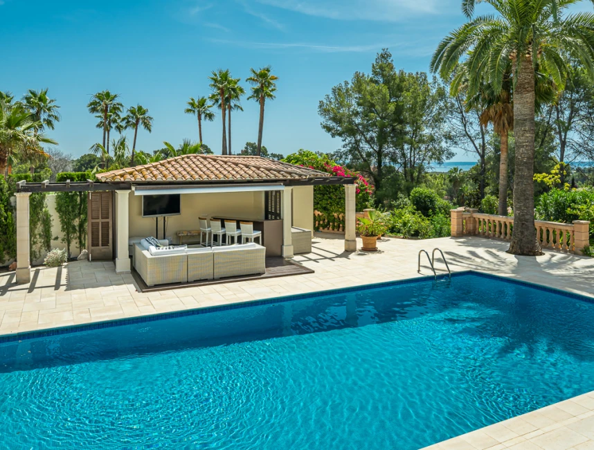 Klassieke villa met zwembad en tuin in Son Vida, Palma de Mallorca-5