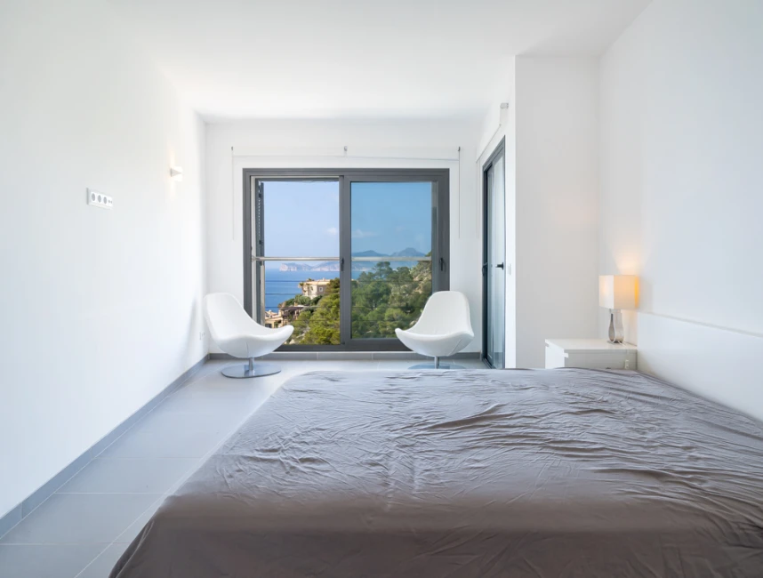 Modern appartement met uitzicht op zee-7