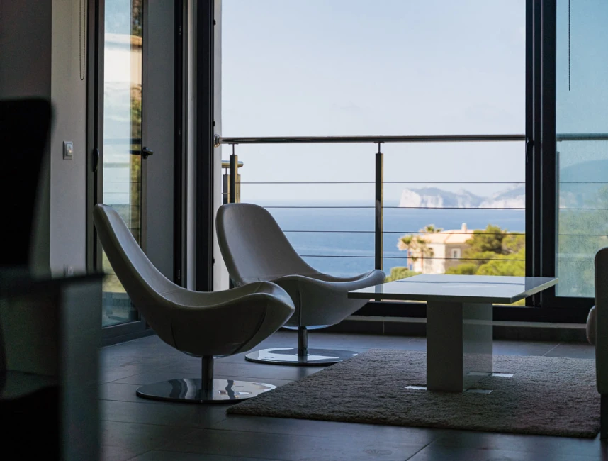 Modern appartement met uitzicht op zee-15