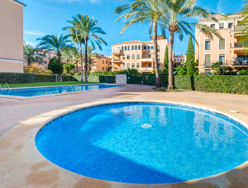 Beautiful penthouse with sea views in Portixol, Mallorca-1