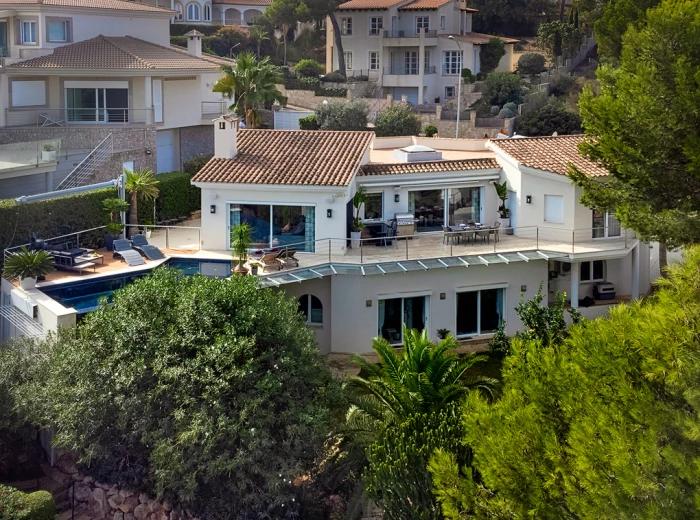 Villa familiale avec vue sur la mer à Nova Santa Ponsa-18
