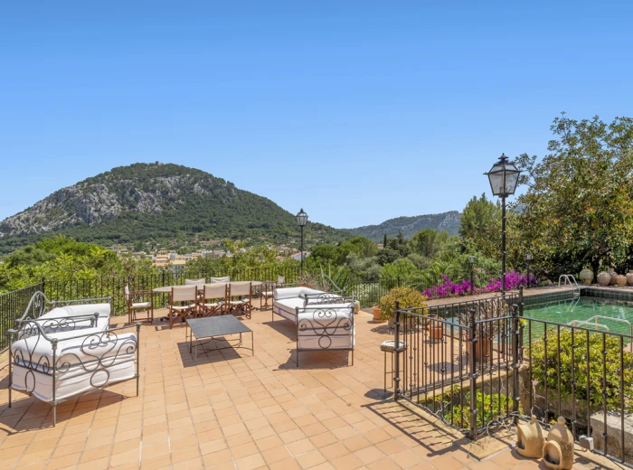 Stunning country estate with various houses within walking distance of Pollensa-2