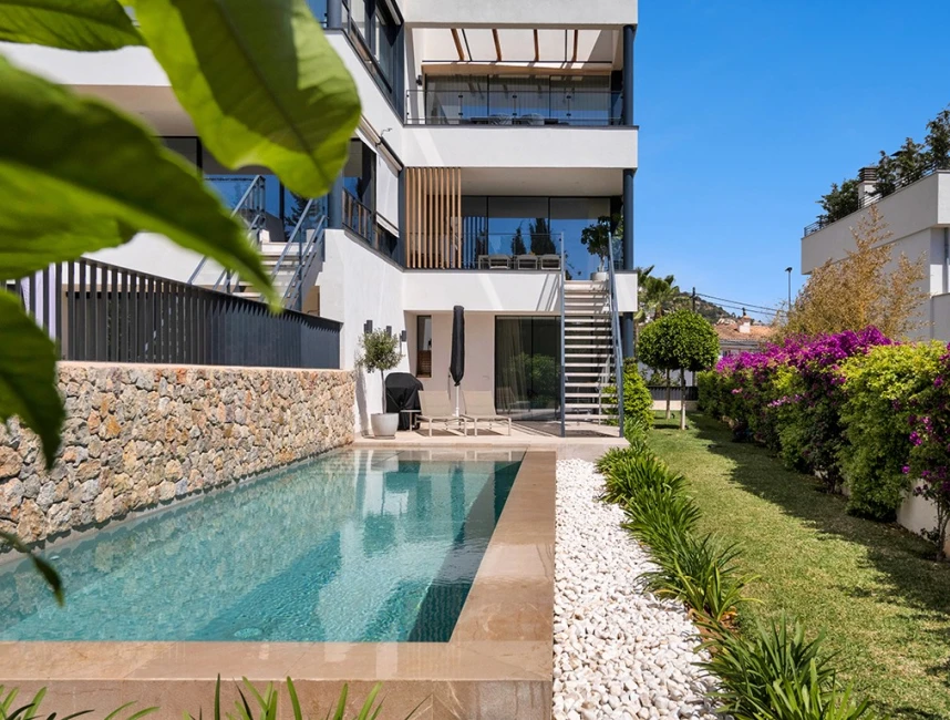 Fantastic townhouse with sea views and garden in San Agustin-31