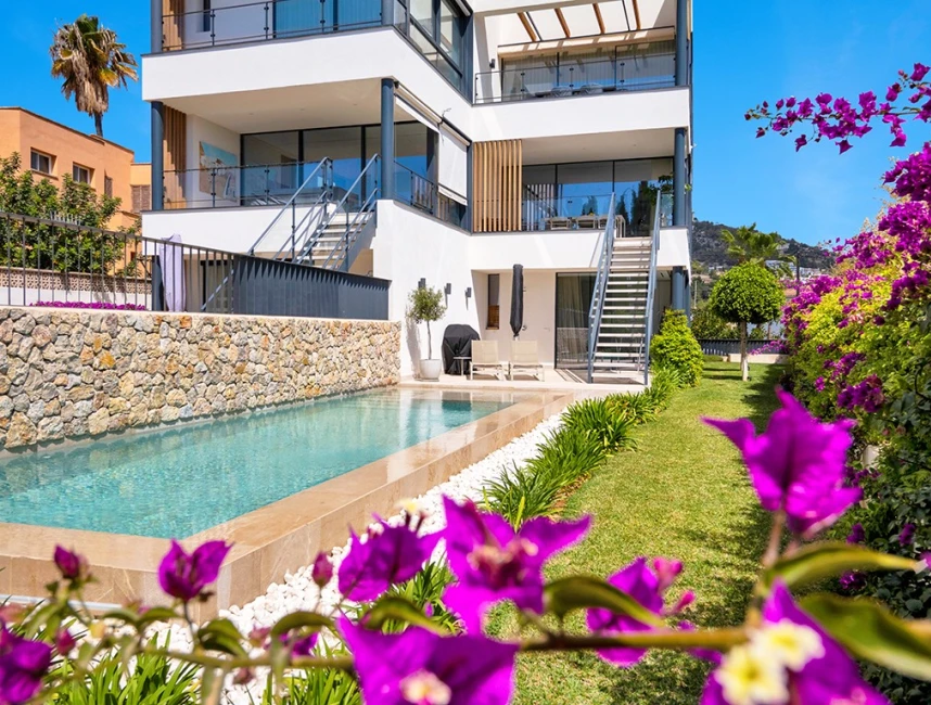 Fantastica casa a schiera con vista sul mare e giardino a San Agustin-30