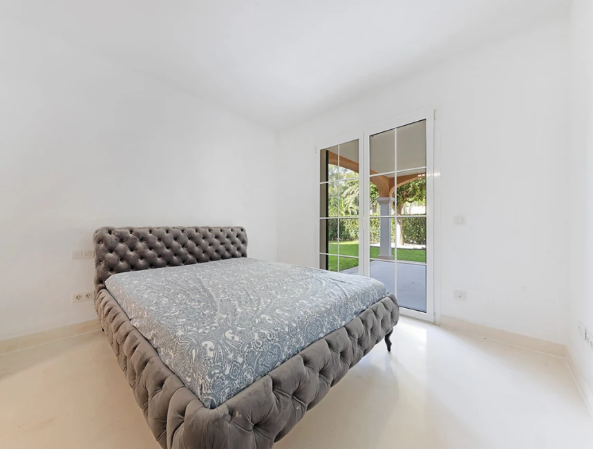 Garden apartment in exclusive residential complex in Son Vida-5