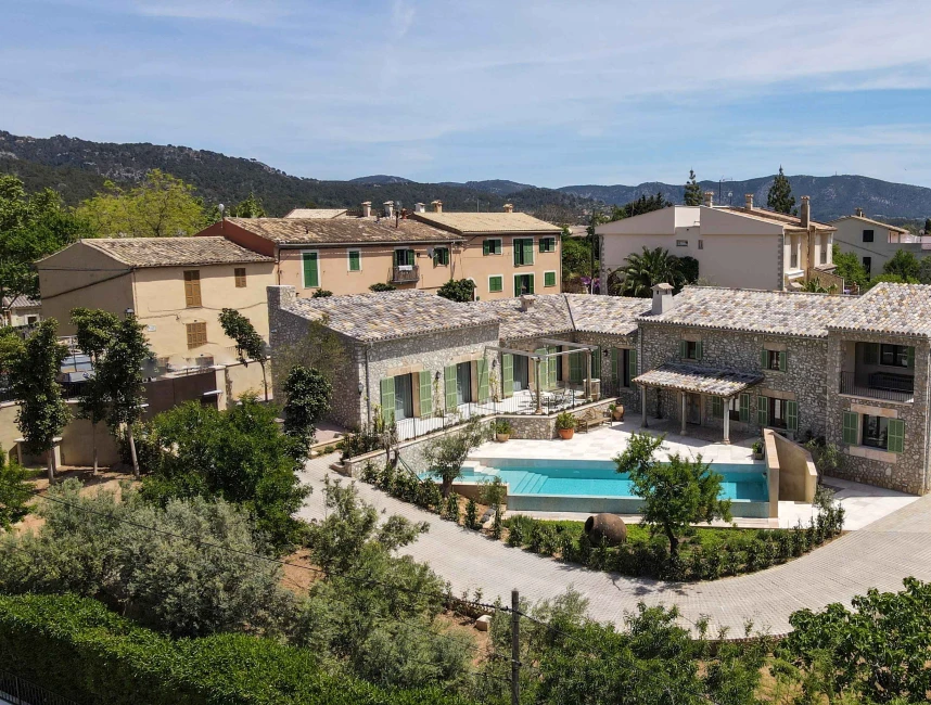 Luxurious new-build village finca in Es Capdella-11