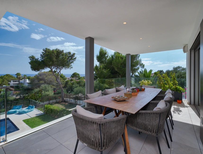 Villa renovada de alta calidad con vistas al mar en Nova Santa Ponsa-2